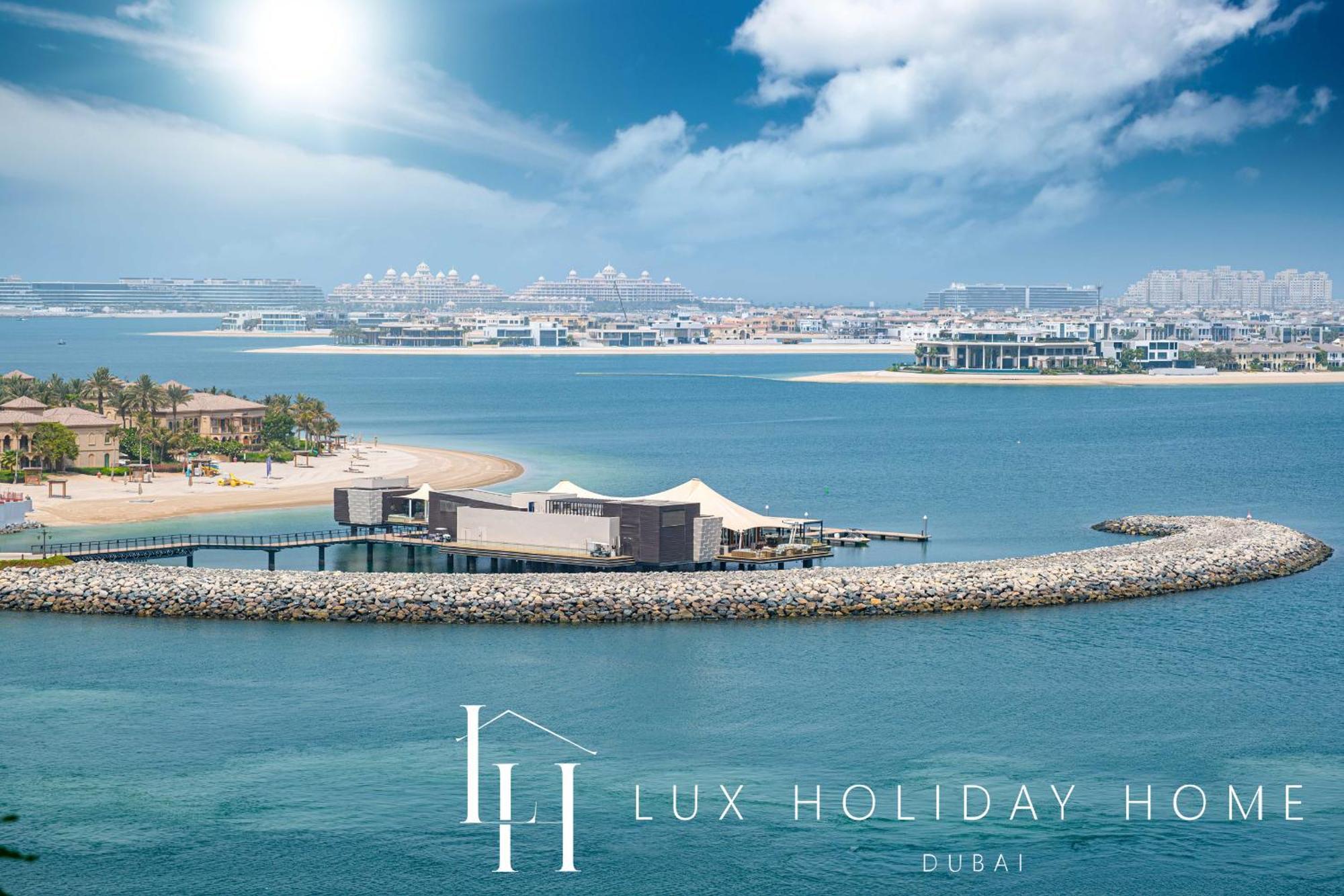 Apartment Lux The Beachfront Island View