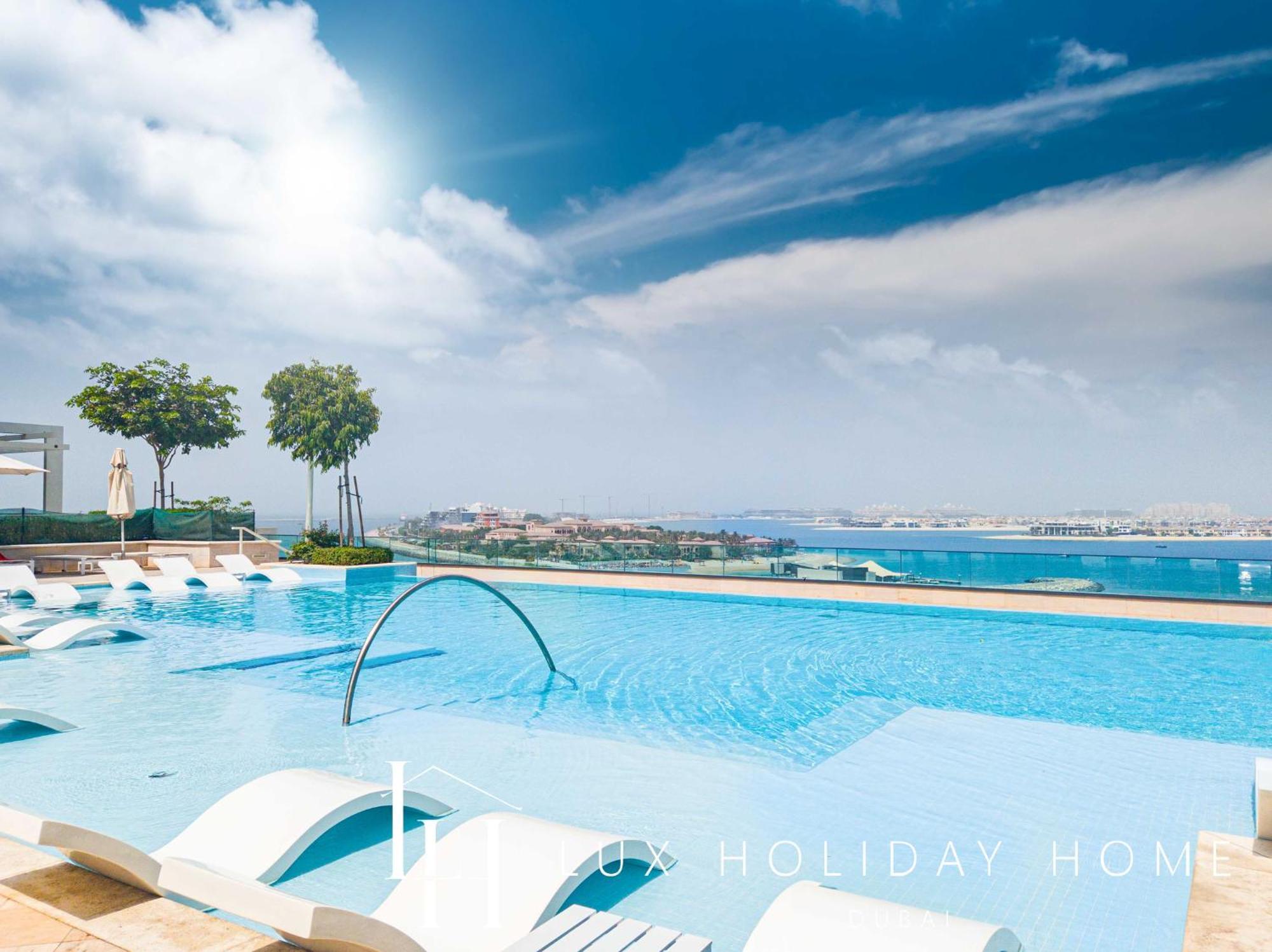 Lux The Beachfront Island View