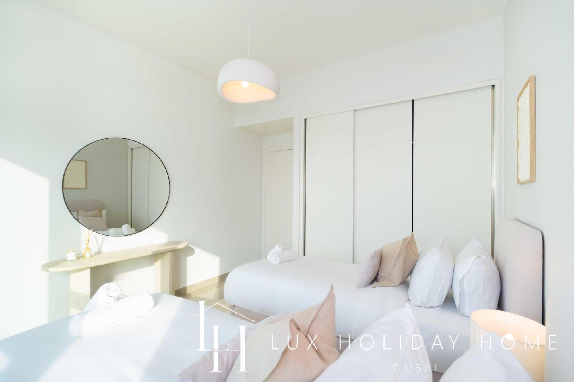 Apartment Lux The Beachfront Island View *